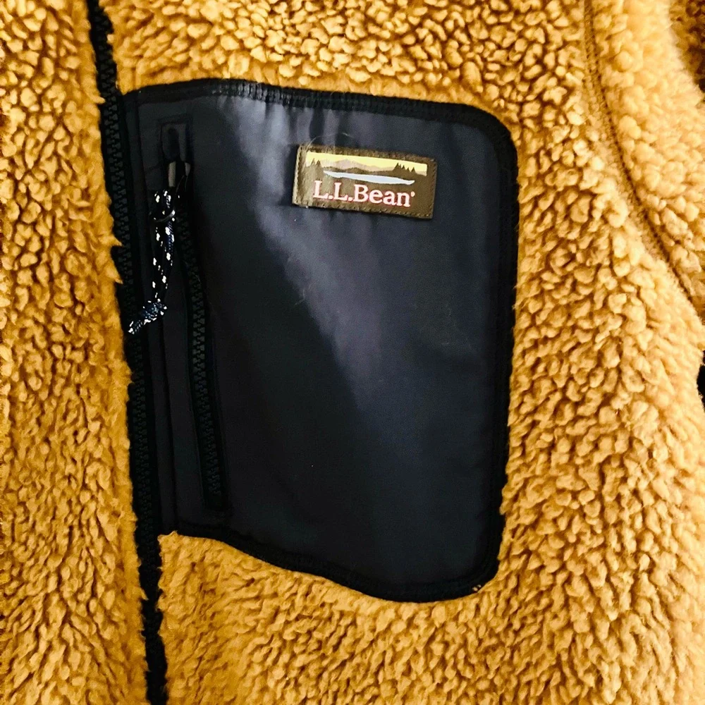 LL Bean Sherpa Fleece Jacket - Picture 4 of 4